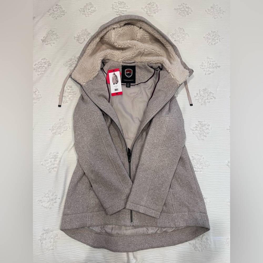 1 Madison Expedition Exclusive collection perfect condition